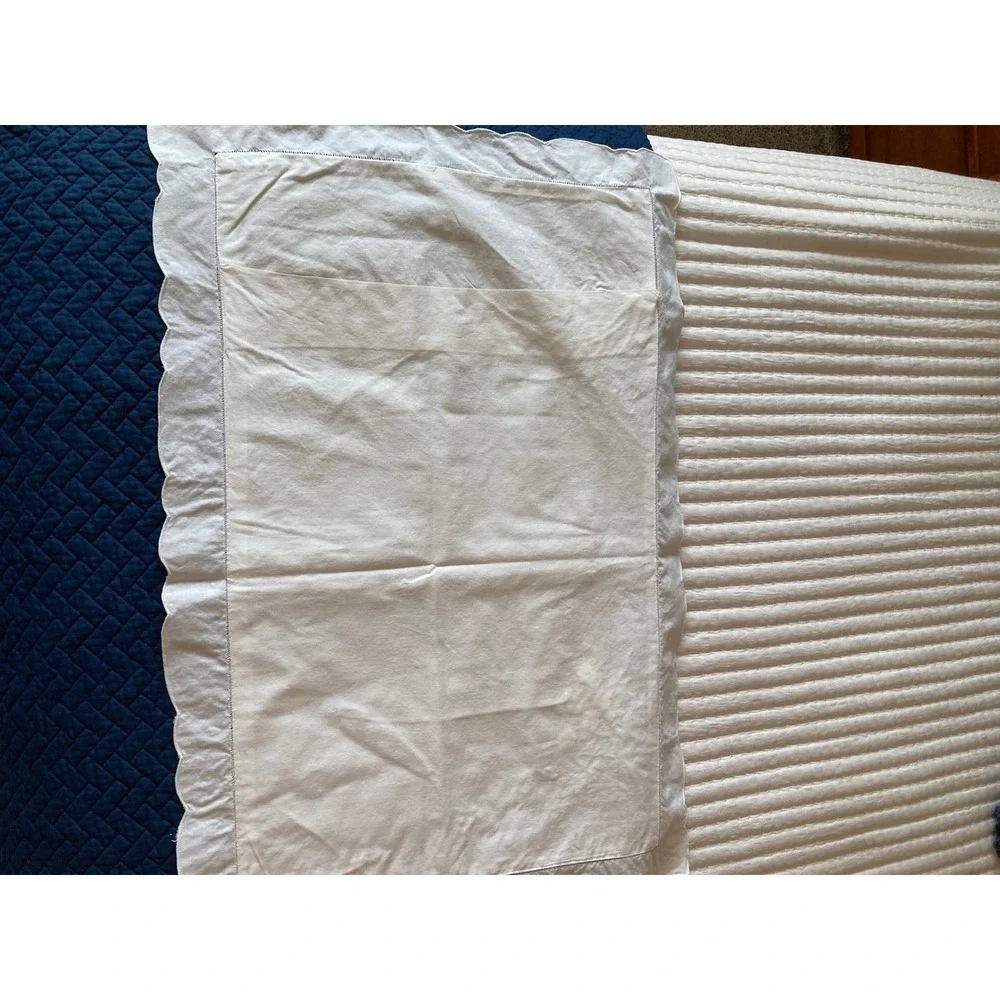 Set of 2 White 30x20